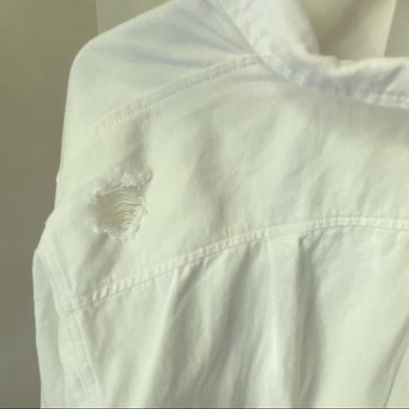 ONE WAY White Distressed Oversized Button Up Shirt - Picture 9 of 9